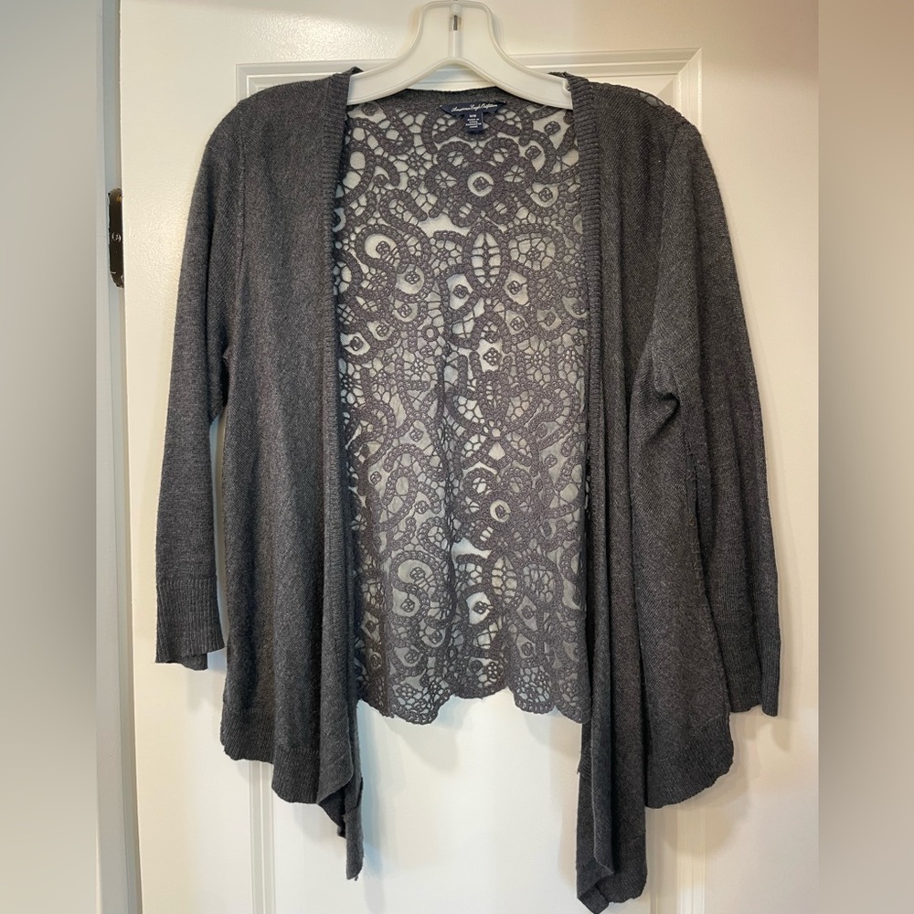 American Eagle gray cardigan size medium